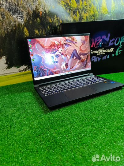 Новый очень мощный игровой ноутбук thunderobot