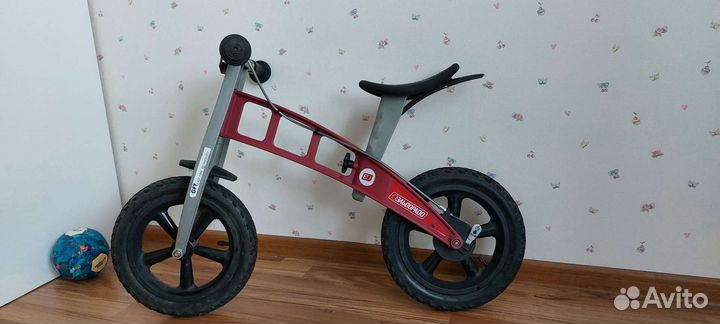 Беговел firstbike