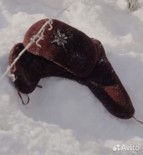 Шапка lara benar