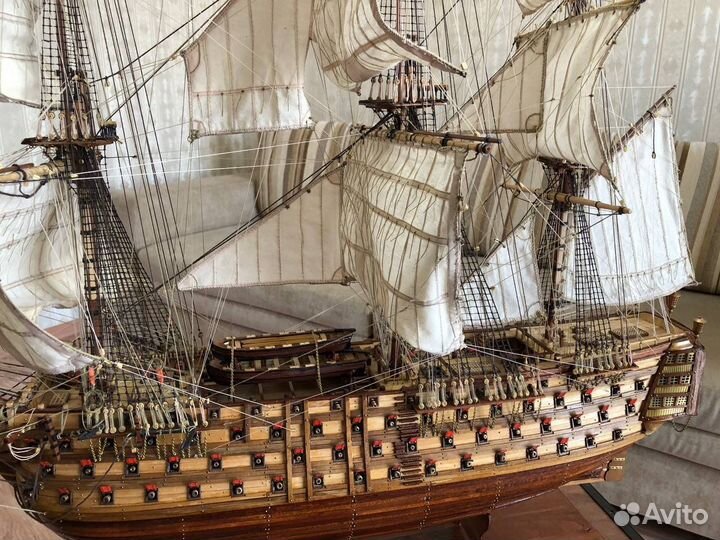 Продам корабль ручной работы Santisima Trinidad