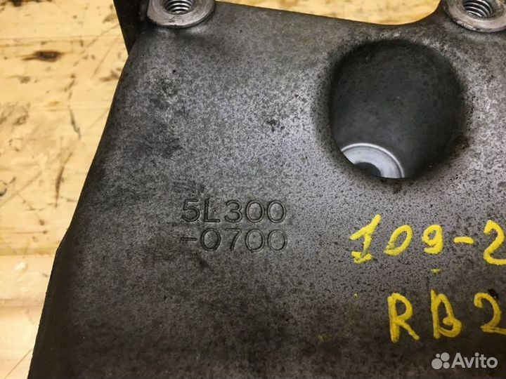 Натяжитель Nissan Laurel HC35 RB20DE 1997