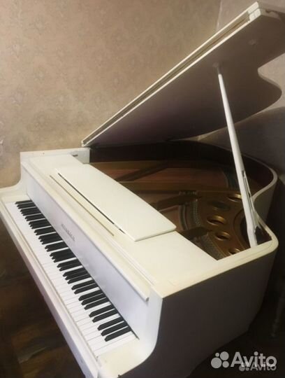 Рояль белый кабинетный