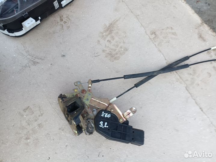 Замок задней левой двери Lifan X60