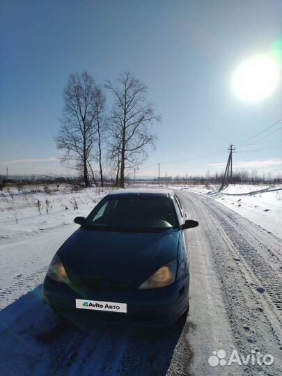 Ford Focus 2.0 AT, 2000, битый, 196 000 км