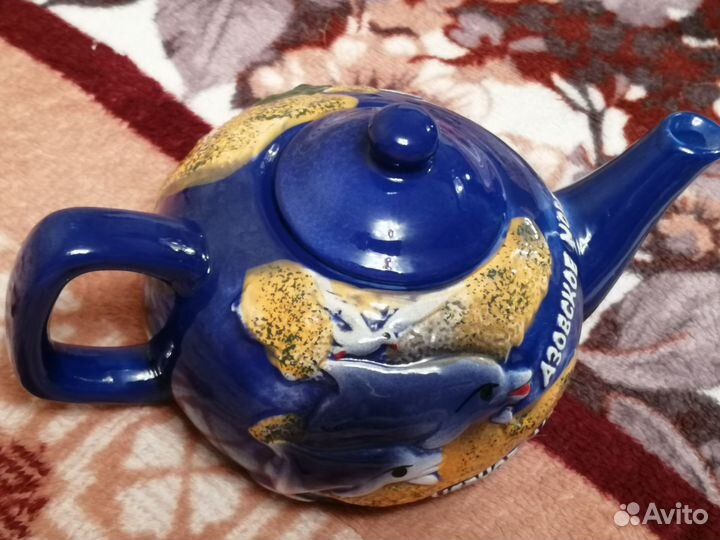 Заварной чайник. заварник чая. фаянс.посуда