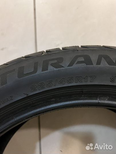 Bridgestone Turanza T001 2.25/45 R17