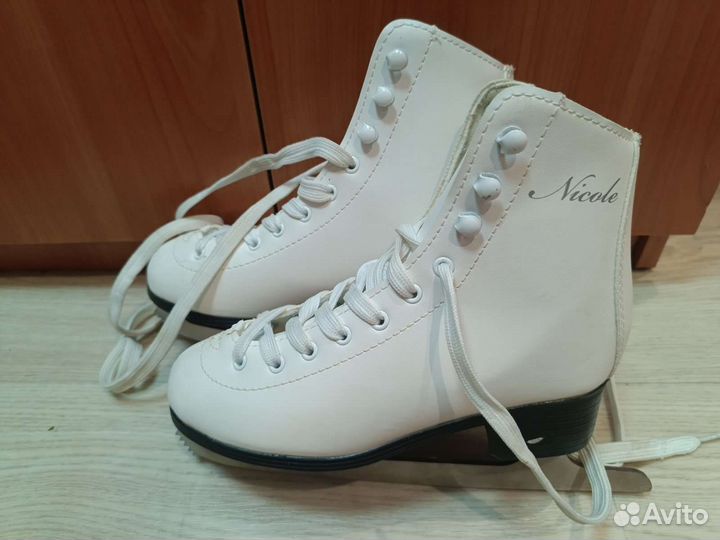 Коньки фигурные