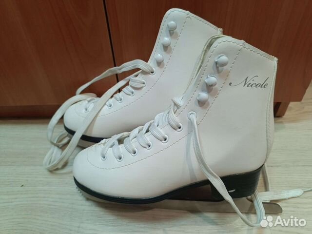 Коньки фигурные