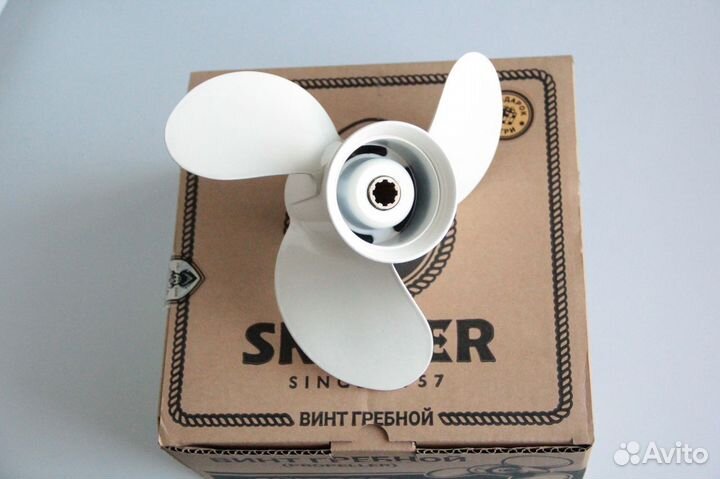 Винт гребной Ямаха 9.9-15, шаг 11