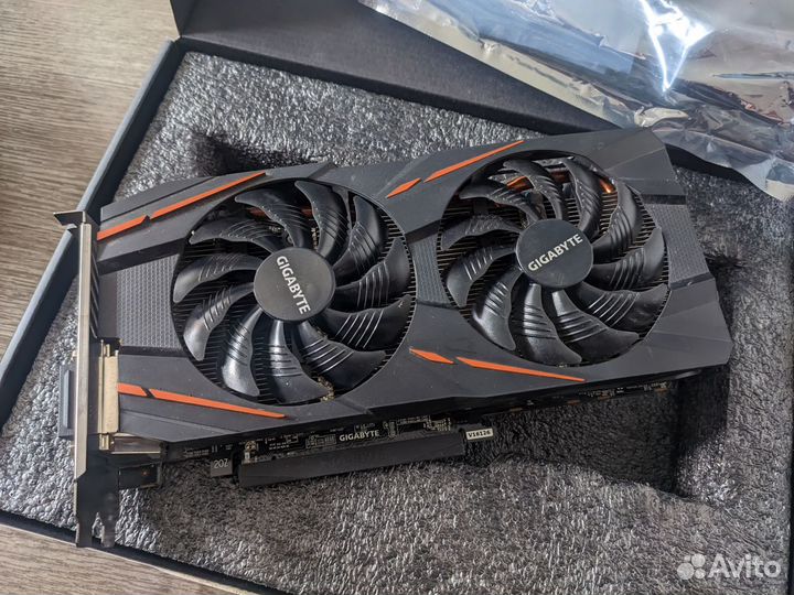 Gigabyte AMD Radeon RX 480 WindForce 8GB