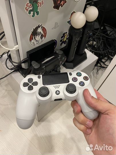 Sony playstation 4 slim + vr + мувы + 2 джойстика