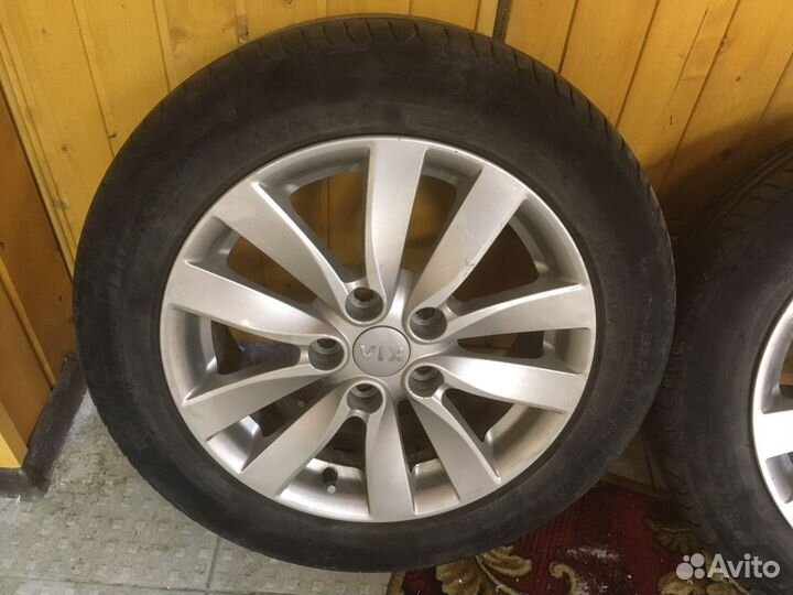 Диски литые вместе с резиной 205х55х16