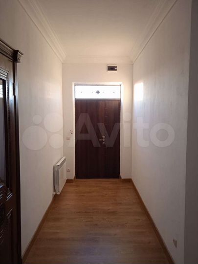 Дом 200 м² на участке 3 сот.