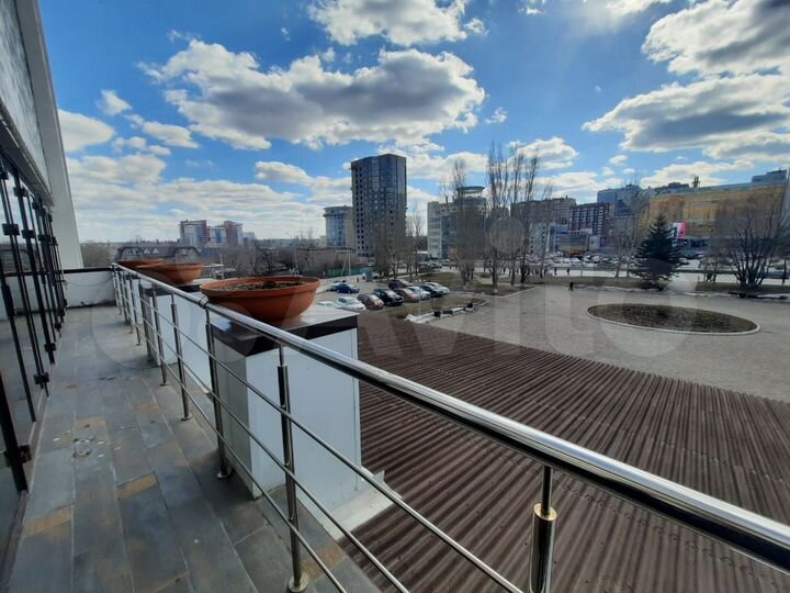 Сдам в аренду помещение, 373 м²