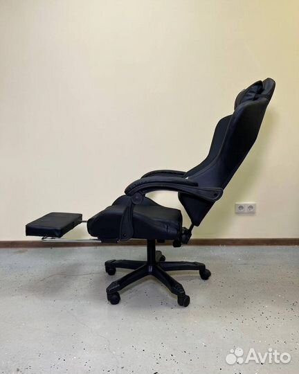 Компьютерное кресло геймерское