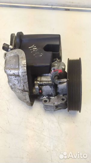 Насос гур Mercedes-Benz m271