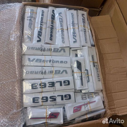 Шильдики Mercedes AMG