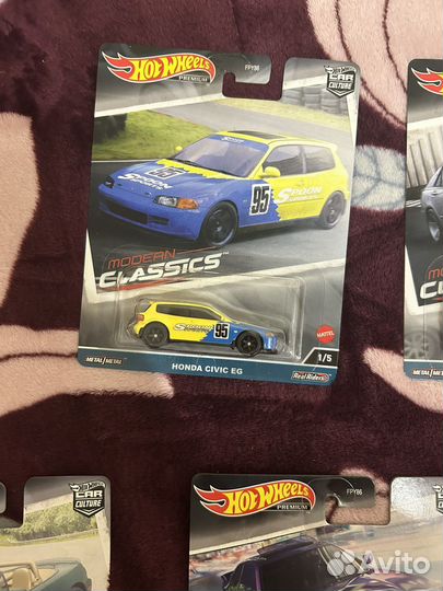 Hot wheels premium modern classic