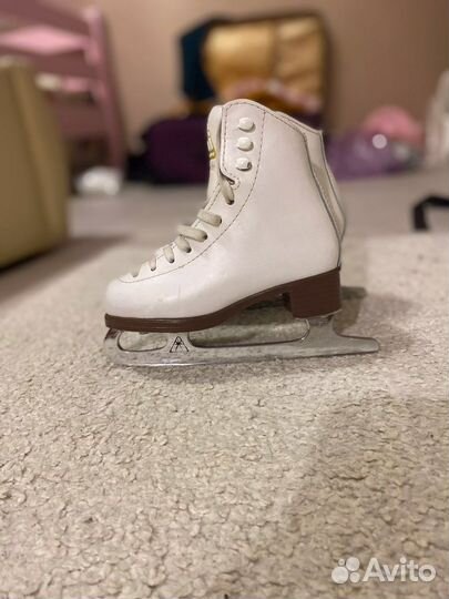 Фигурные коньки jakson artiste (р.10; 16см)