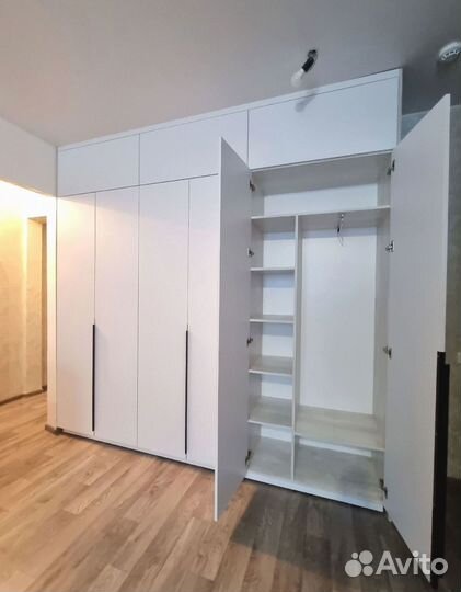 Шкаф белый (и другие цвета)