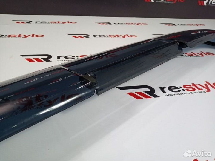 Дeфлектор люка Toyota Land Cruiser 100 D2279