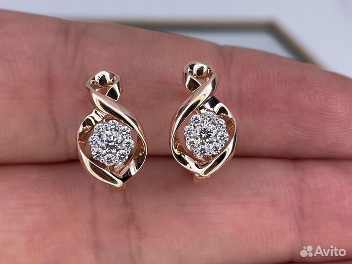 Золотые серьги с бриллиантами 0.44 ct