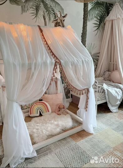 Шторки на кровать-домик