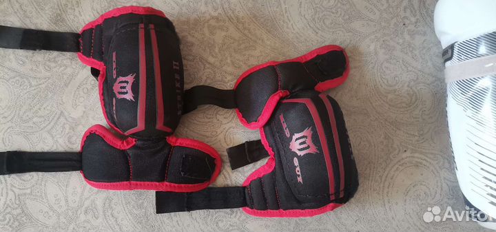 Налокотники хоккейные