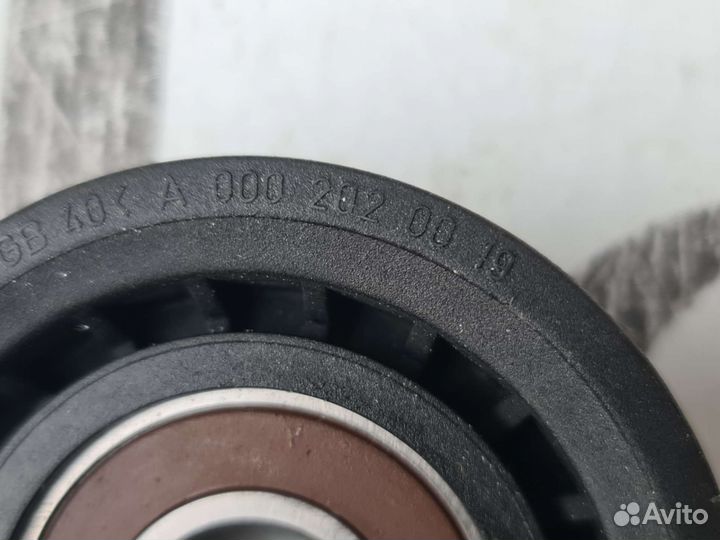 Обводной ролик Mercedes OM611- 646