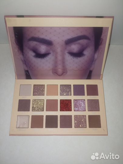 Huda beauty тени, the new nude