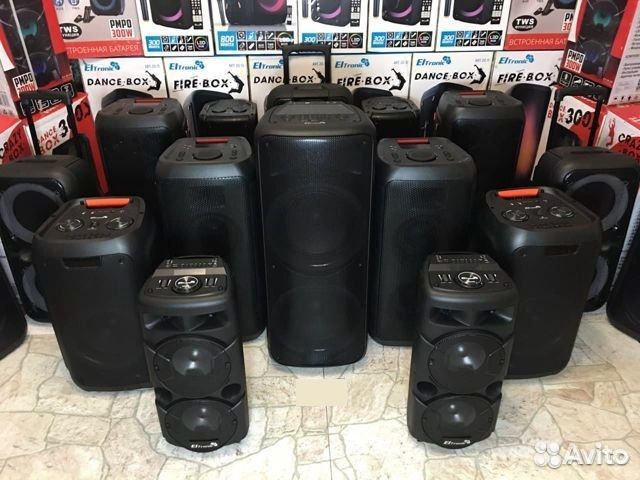 Музыкальный центр портативная блютуз колонка новая