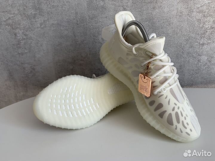 Кроссовки женские adidas yeezy boost 350