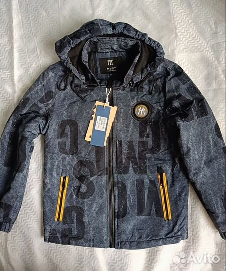 Куртка демисезонная для мальчика 122;128;134;152