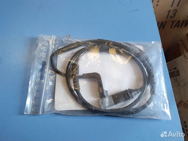 Датчик износа тормозных колодок BMW