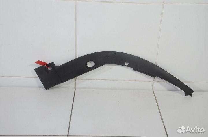 Молдинг крыла передний левый Land Rover Range