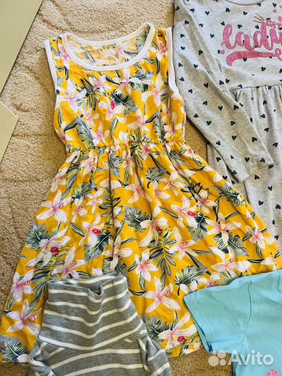 Пакет одежды на девочку 116-122р