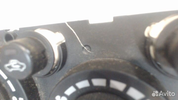 Переключатель отопителя Mitsubishi Endeavor, 2006