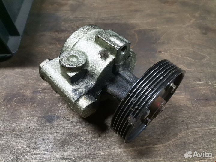 Насос для Renault Scenic 1