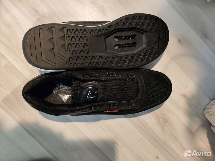 Кроссовки для велосипеда spd 45-46