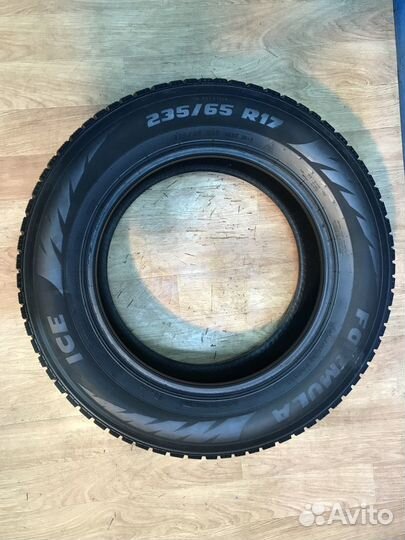 Pirelli Formula Ice 235/65 R17