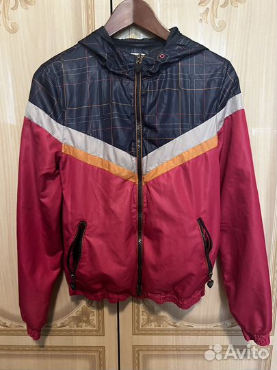 Ветровка женская pull and bear