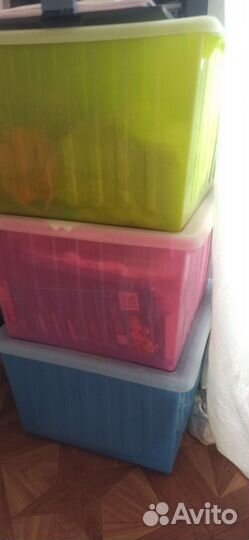 Ящик пластиковый с крышкой Икеа на колёсах