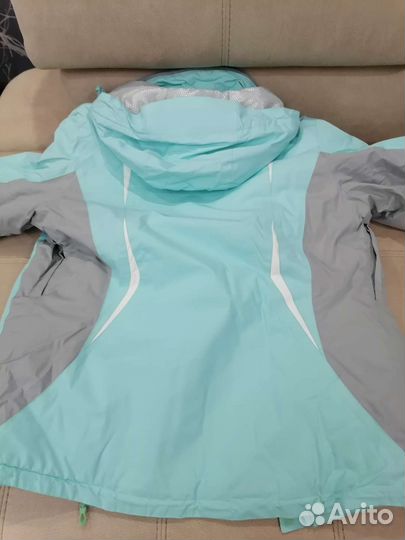 Куртка горнолыжная женская 48 размер