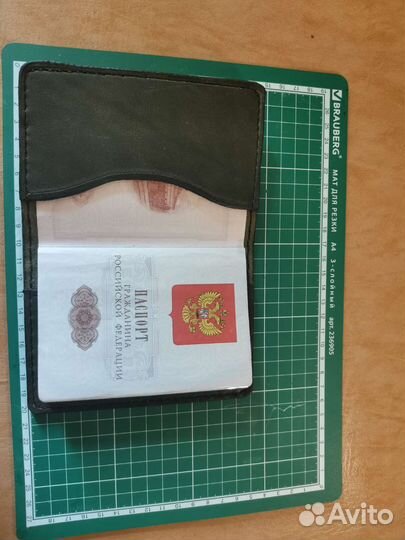 Обложка на паспорт ручной работы