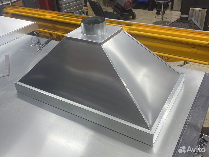 Зонт вытяжной 1000х600х400х05мм ф150 купольный