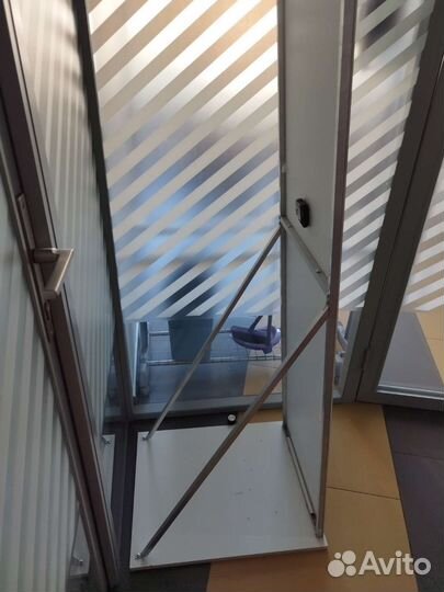 Рекламный стенд металлический