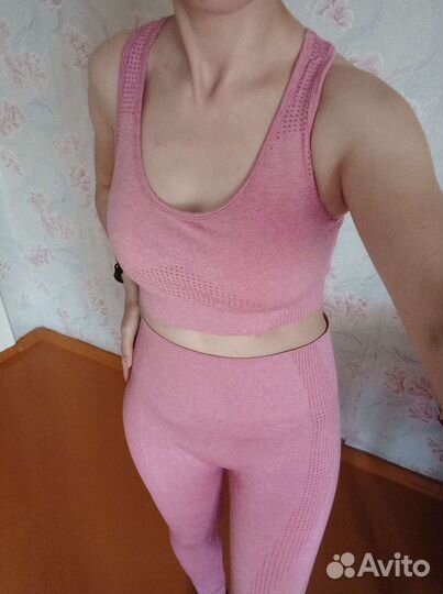 Костюм для фитнеса