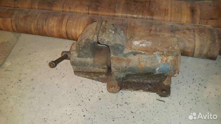 Тиски с наковальней большие редкие СССР