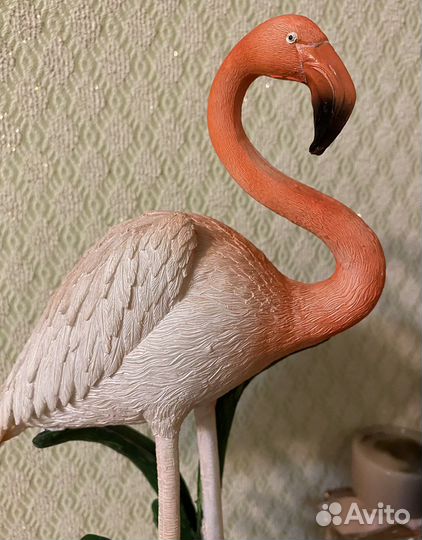 Фламинго статуэтка