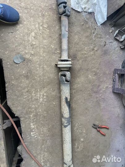 Карданный вал газ 31105